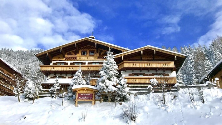 Hotel Pension Alpenhof im Winter | © Hotel Pension Alpenhof