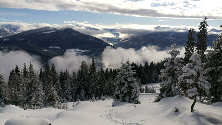 Ski touring at Rossbrand mountain | © Monika Najand-Ellmer