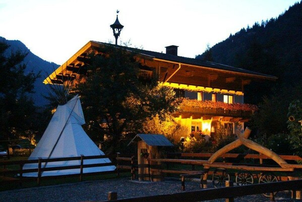 Moarbauer Dorfgastein Haus Abend